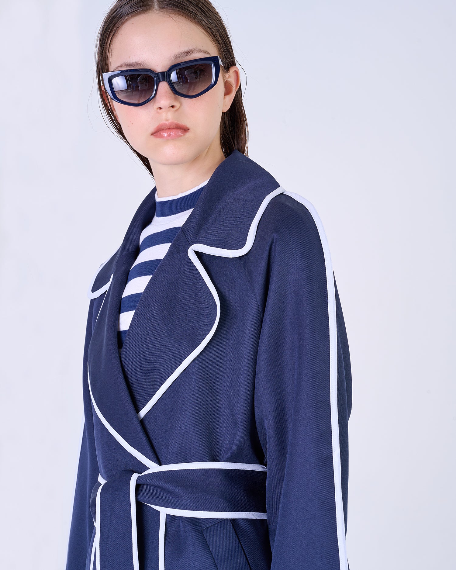 Navy Belted Trench Coat with Contrasting White Piping - Si Jolie