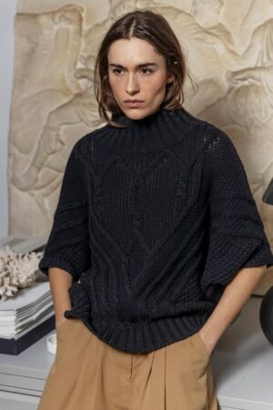 Black Short-Sleeved Chunky Cableknit Jumper