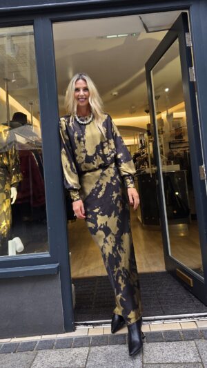 Black & Gold Maxi Dress with Blouson Sleeve