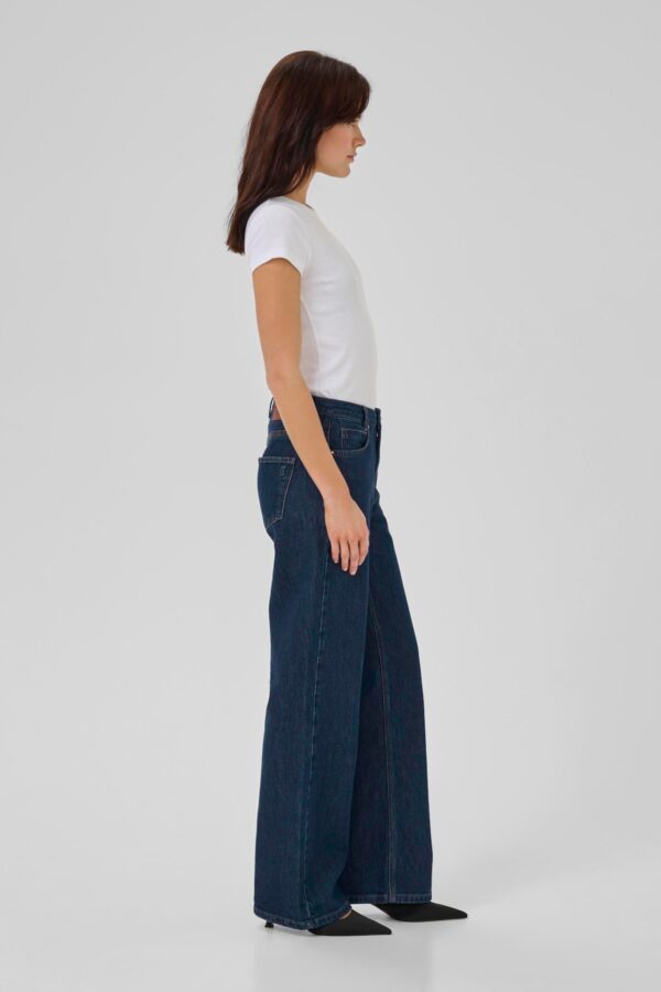 Indigo Denim High-Waisted Jeans - Image 5