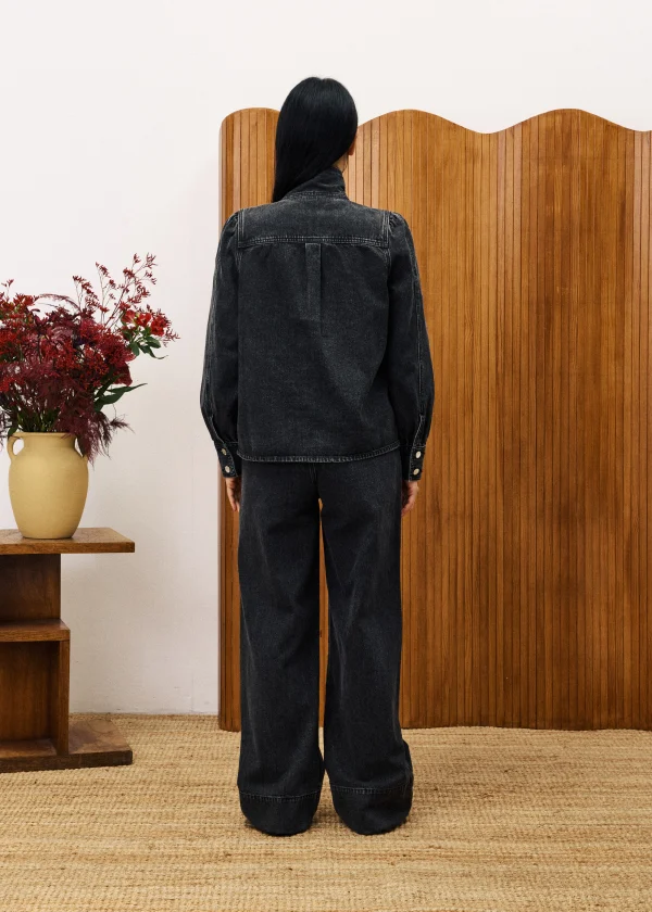 Black Faded Wide-Leg Jeans with Patch Pockets - Image 3